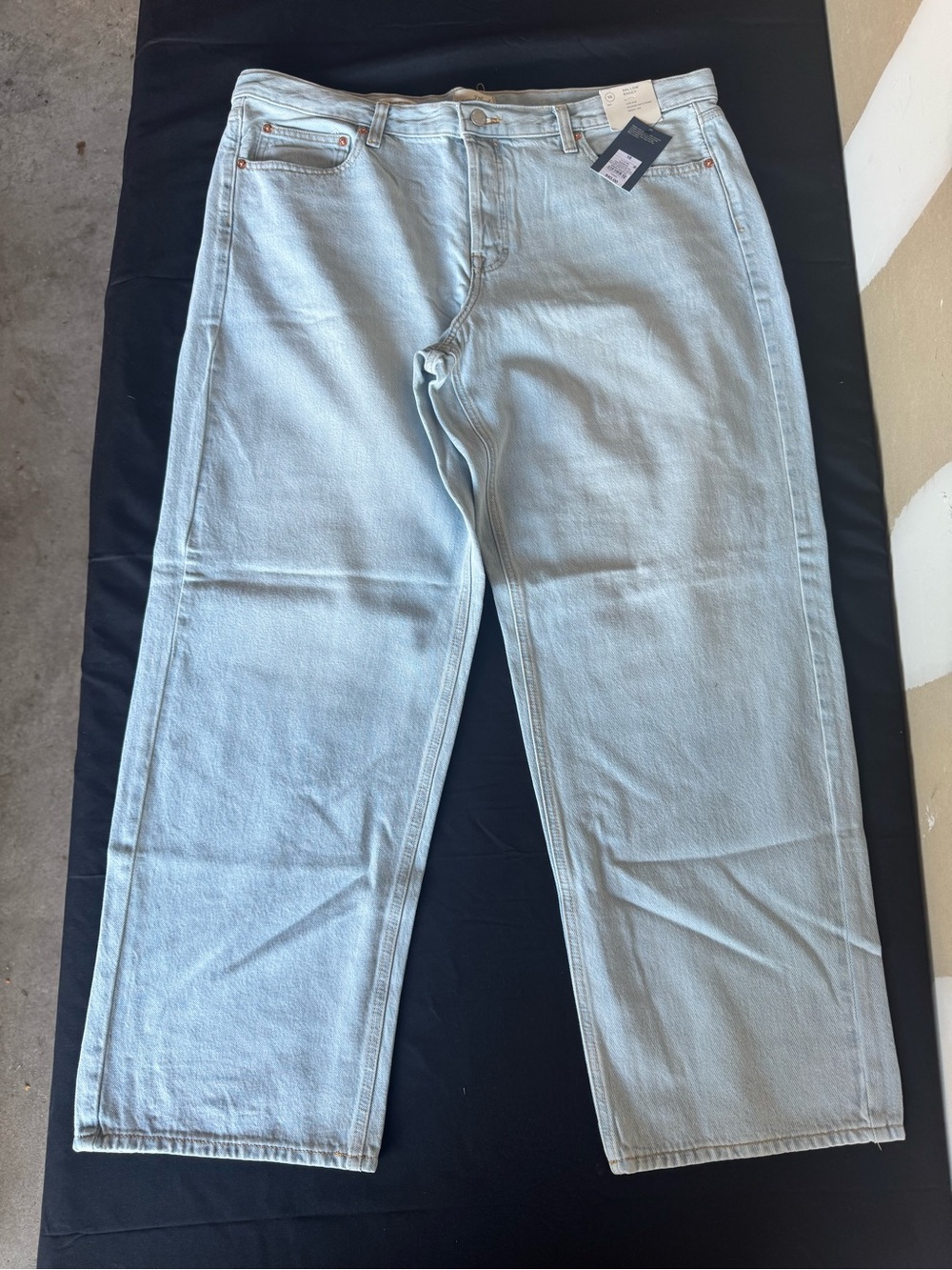 Universal Thread Size 16 90s Low Baggy Jeans Light Wash Denim NWT